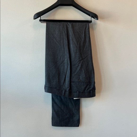 Suitsupply Charcoal Dress Suit - Picture 10 of 13